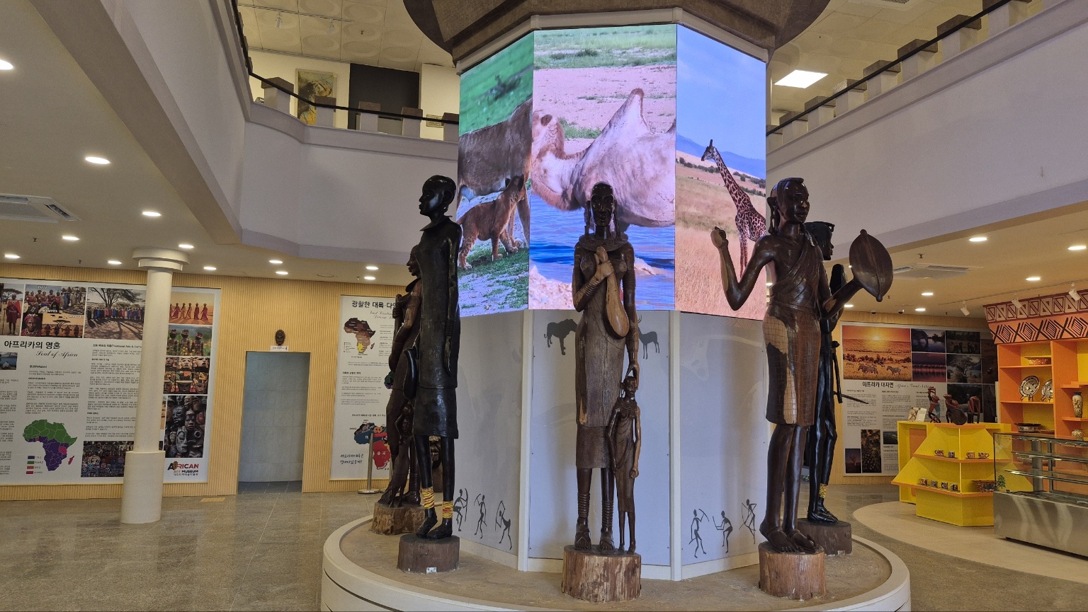 3067302113_bR2noe7l_48d18d3f863c3a28053d62a3c24f3ad4c3797541.jpg 이미지크게보기